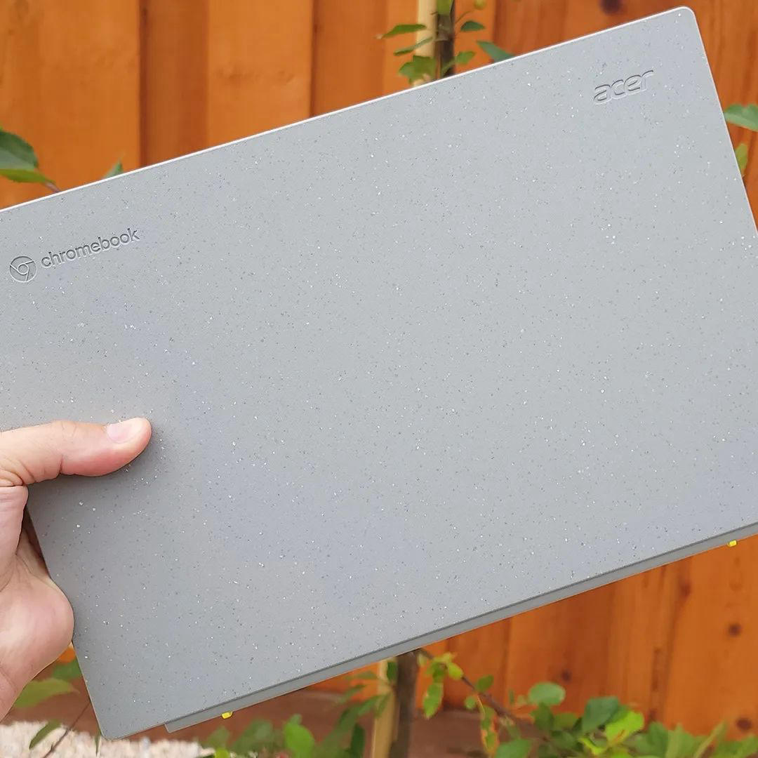 Android Authority - What do you think about this nifty Chromebook made mostly from recycled material