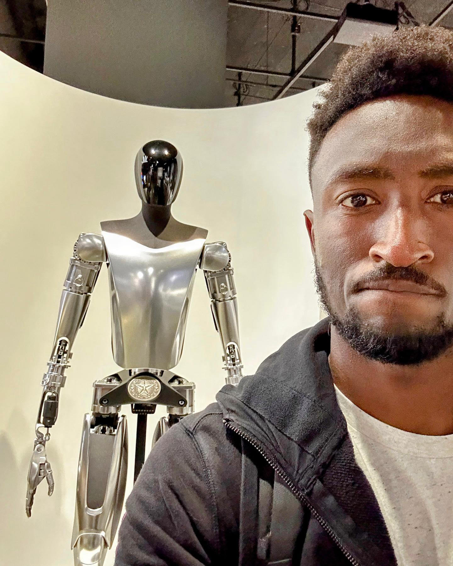 image  1 Marques Brownlee - I'm still in camp humanoid robots are silly and hoping someone can change my mi
